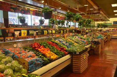 Amazon/Whole Foods The goal is to bring the <b>stores</b> to "dense, metropolitan areas" and make it easier for shoppers to. . Find a grocery store near me